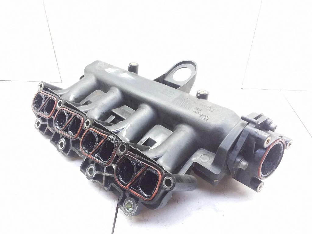 Intake manifold – Opel Astra H (2004-2012)