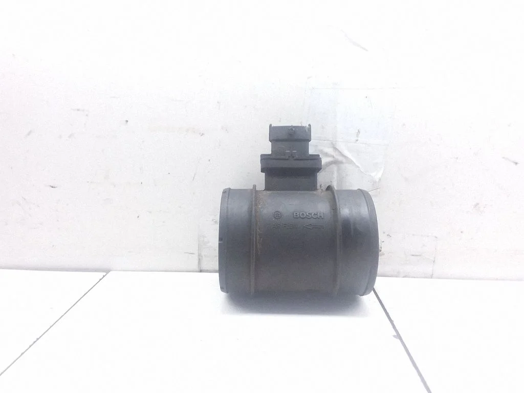 Mass air flow meter F00C2G8003