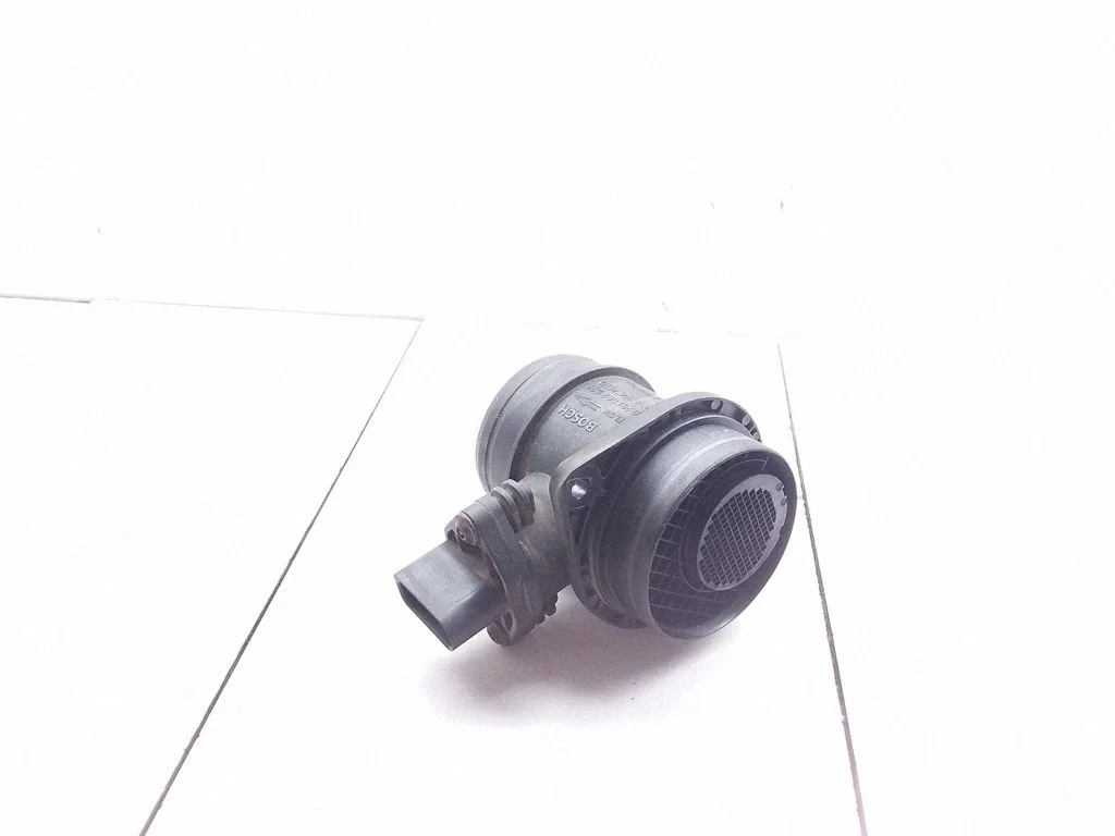 Mass air flow meter 038906461B