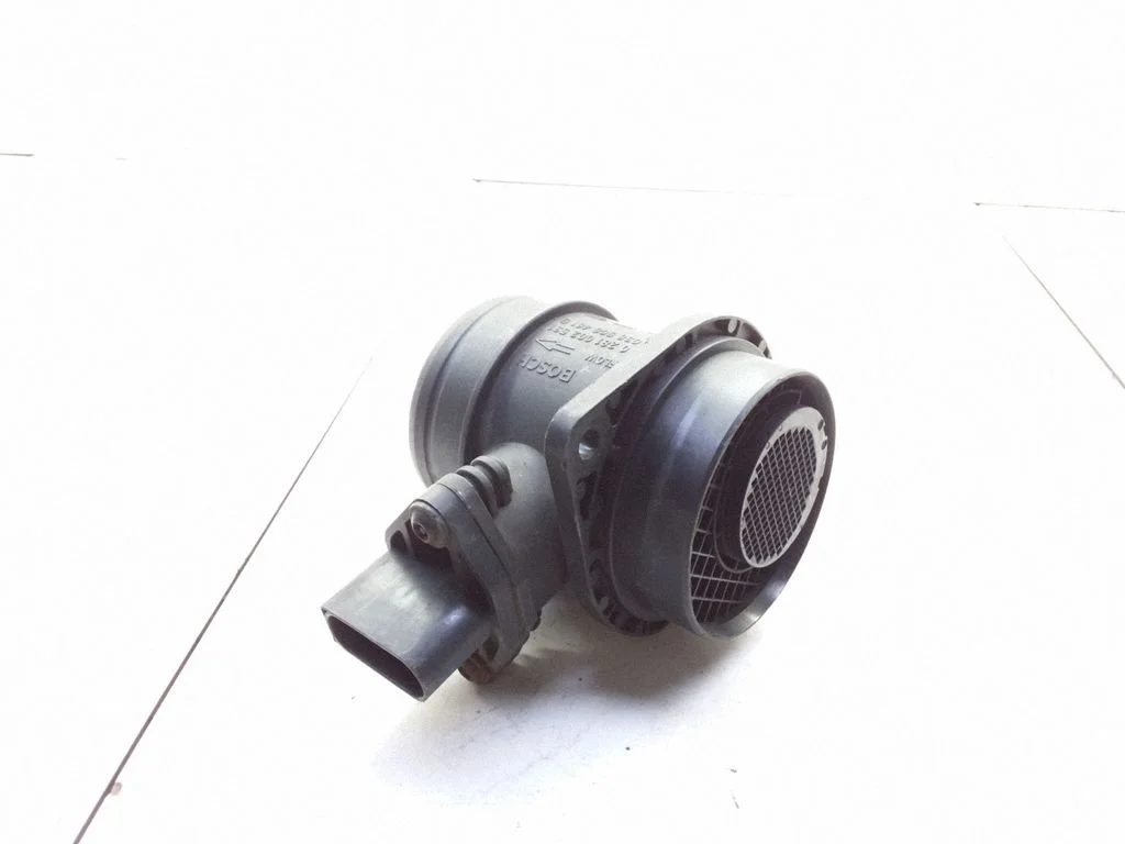 Gaisa masas mērītājs 038906461B