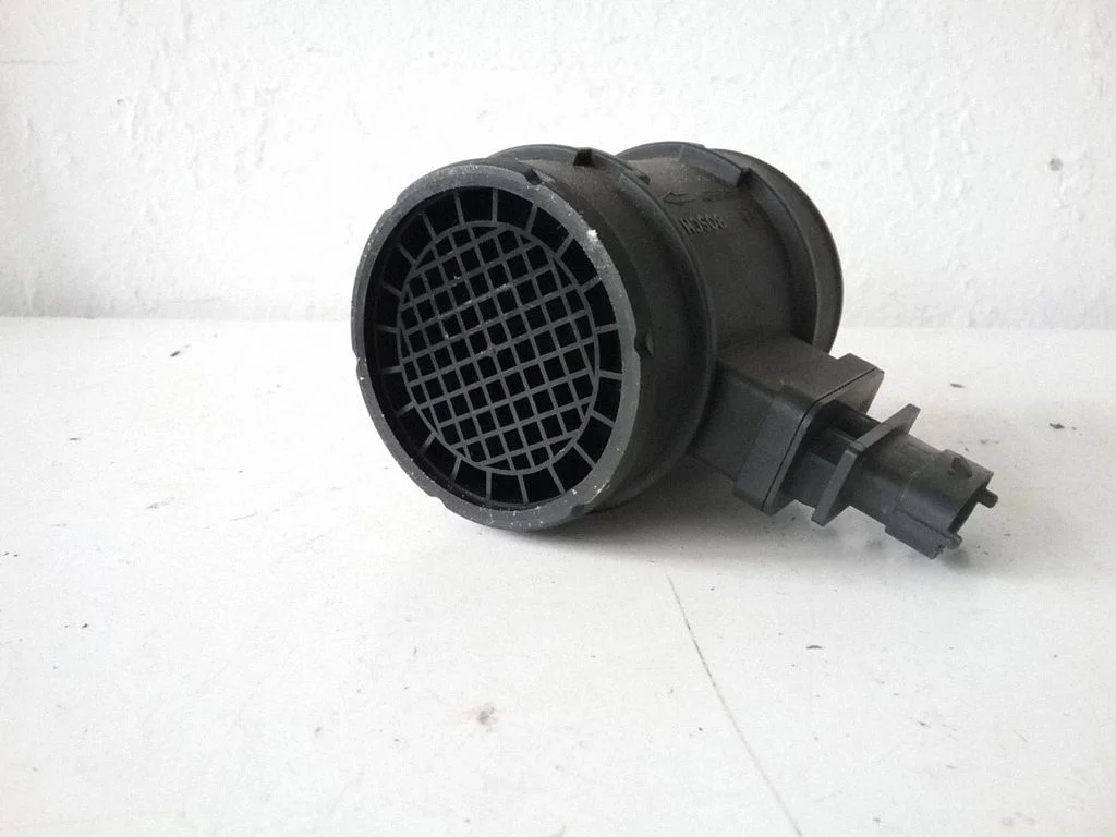 Mass air flow meter 0281002618