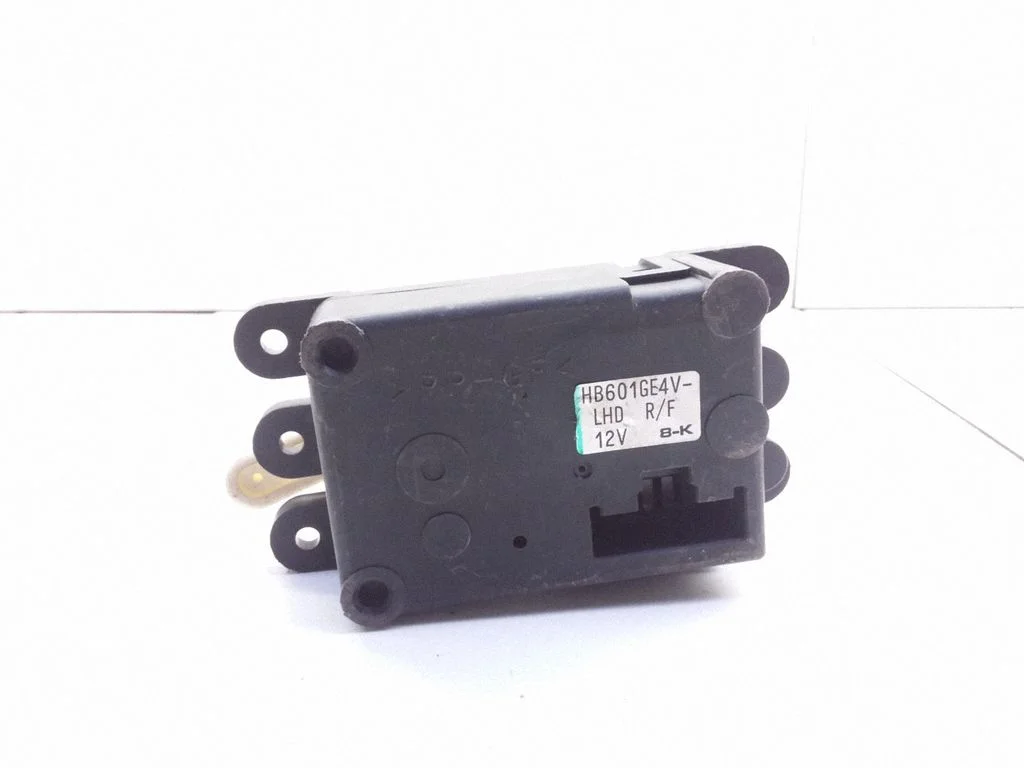 Sisselaskekollektori klapi ajam/ mootor HB601GE4V – Mazda 626 (1998-2002)