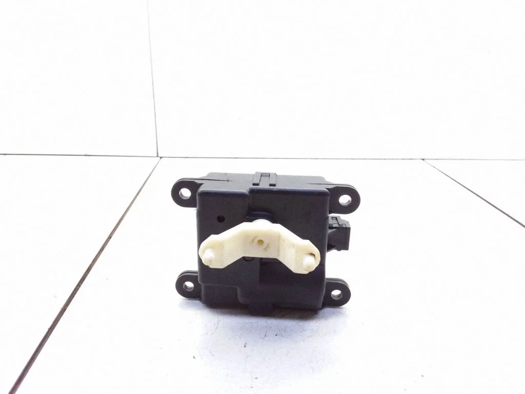 Intake manifold valve actuator/motor – Nissan Primera (2002-2007)