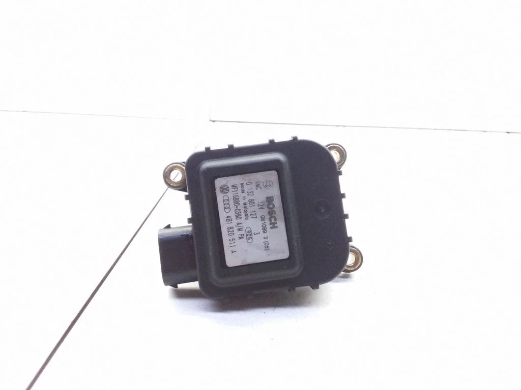 Intake manifold valve actuator/motor – Audi A6 Allroad C5 (1999-2005)