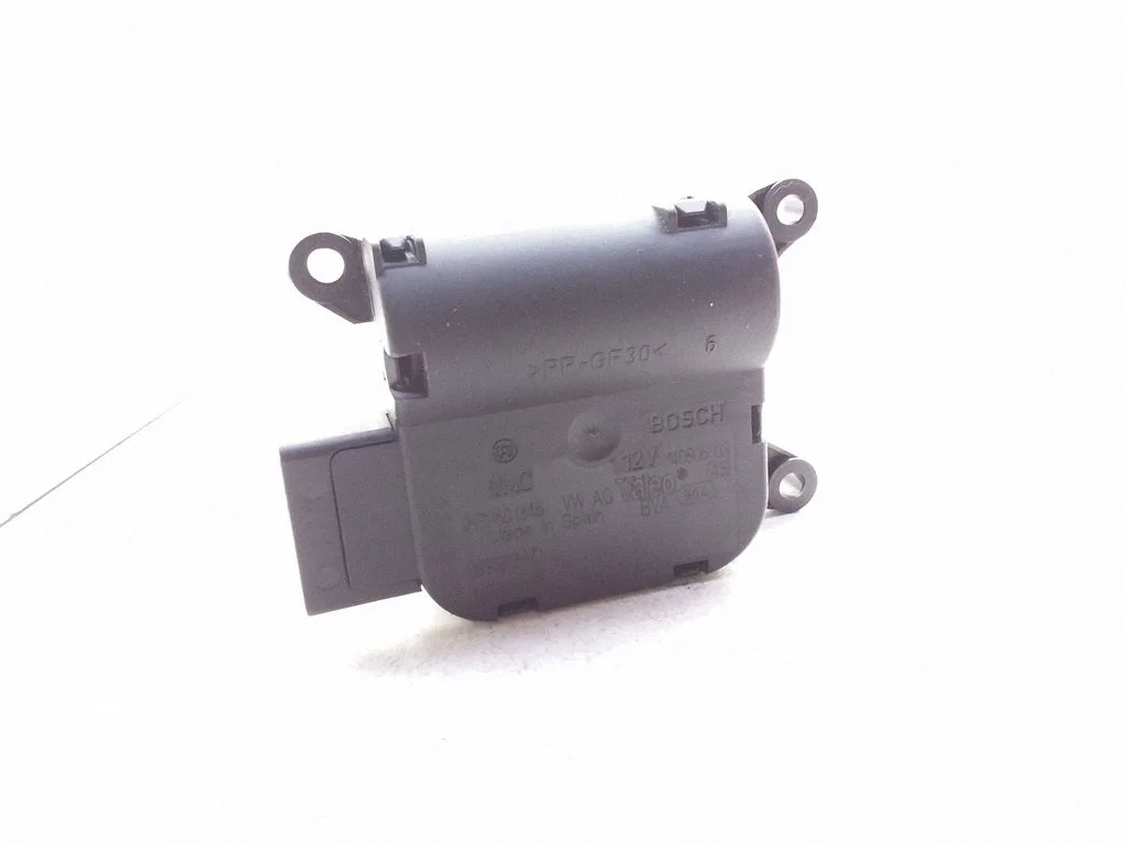 Ieplūdes kolektora vārsta motoriņš 0132801345