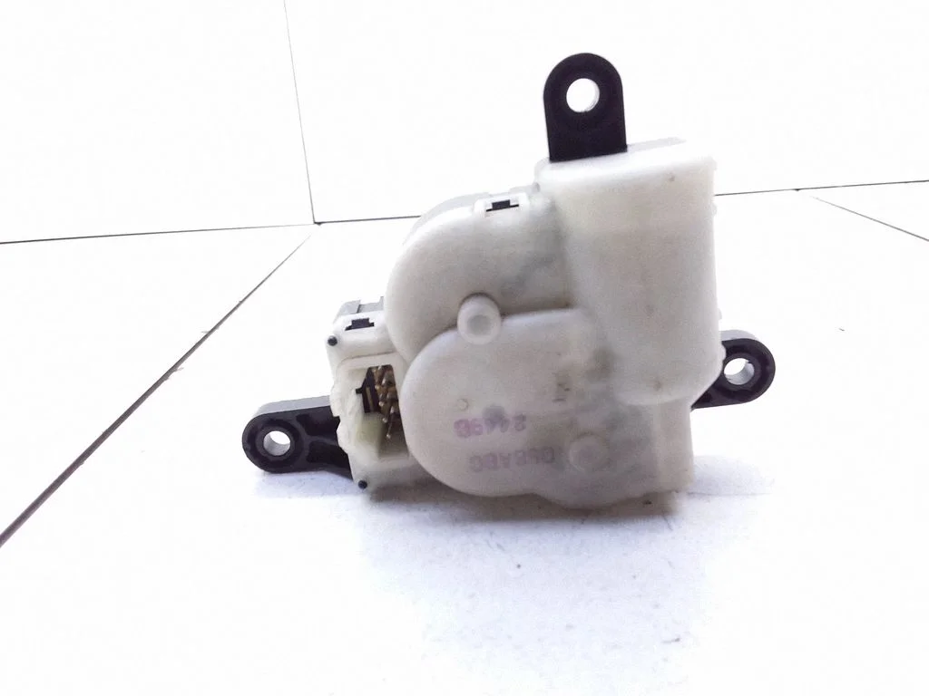 Intake manifold valve actuator/motor – Chrysler Grand Voyager III (1995-2000)