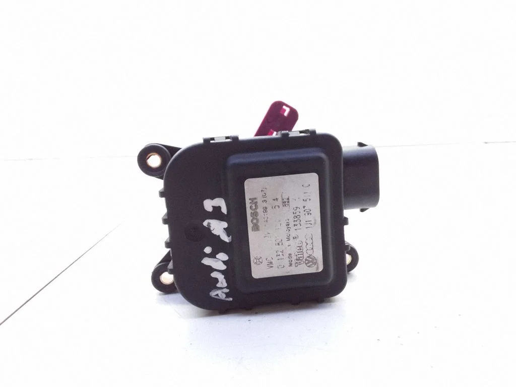 Intake manifold valve actuator/motor – Audi A3 S3 8L (1996-2003)