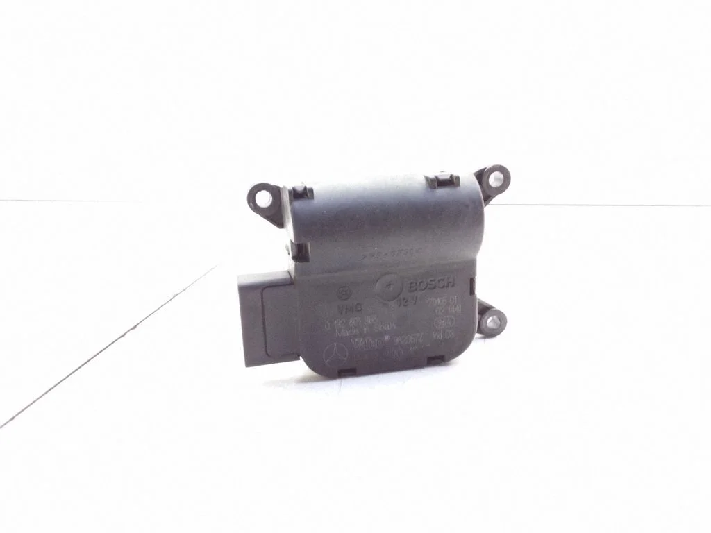 Ieplūdes kolektora vārsta motoriņš A1698201042