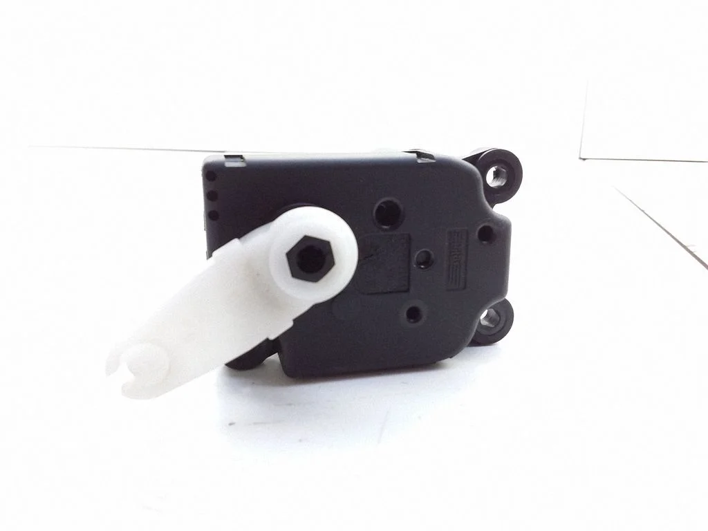 Intake manifold valve actuator/motor – Citroen C4 I (2004-2010)