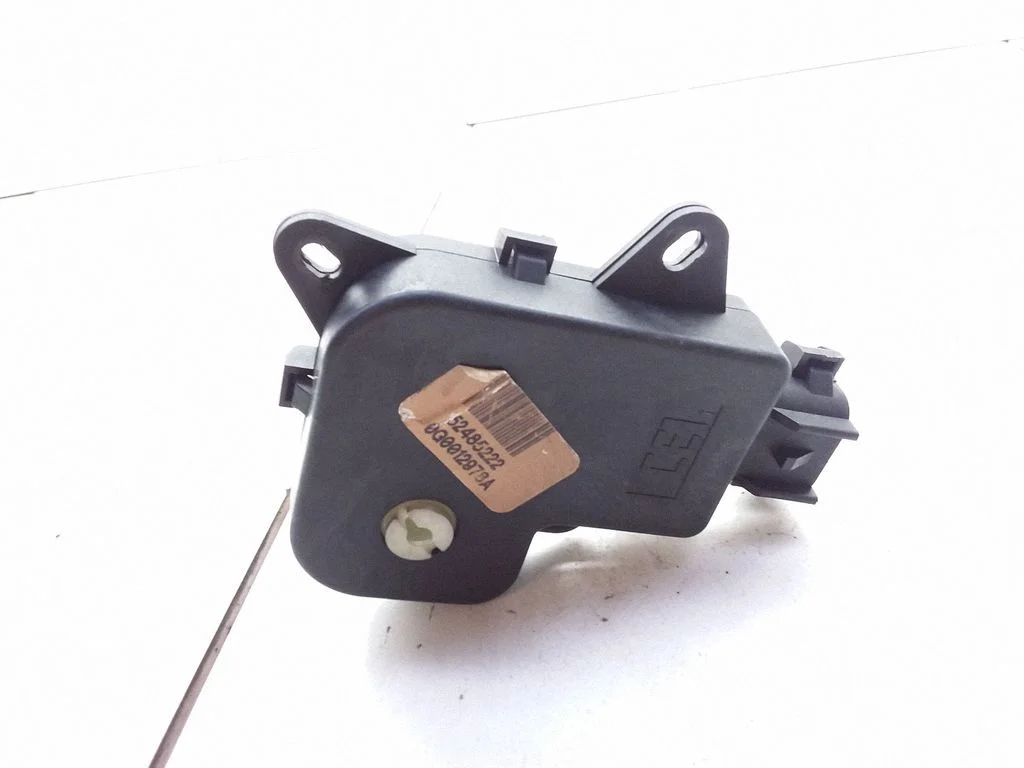 Intake manifold valve actuator/motor – Renault Laguna II (2001-2007)
