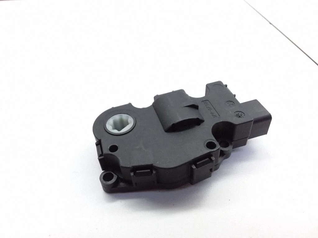 Sisselaskekollektori klapi ajam/ mootor – BMW 3-seeria E90 E91 (2005-2012)