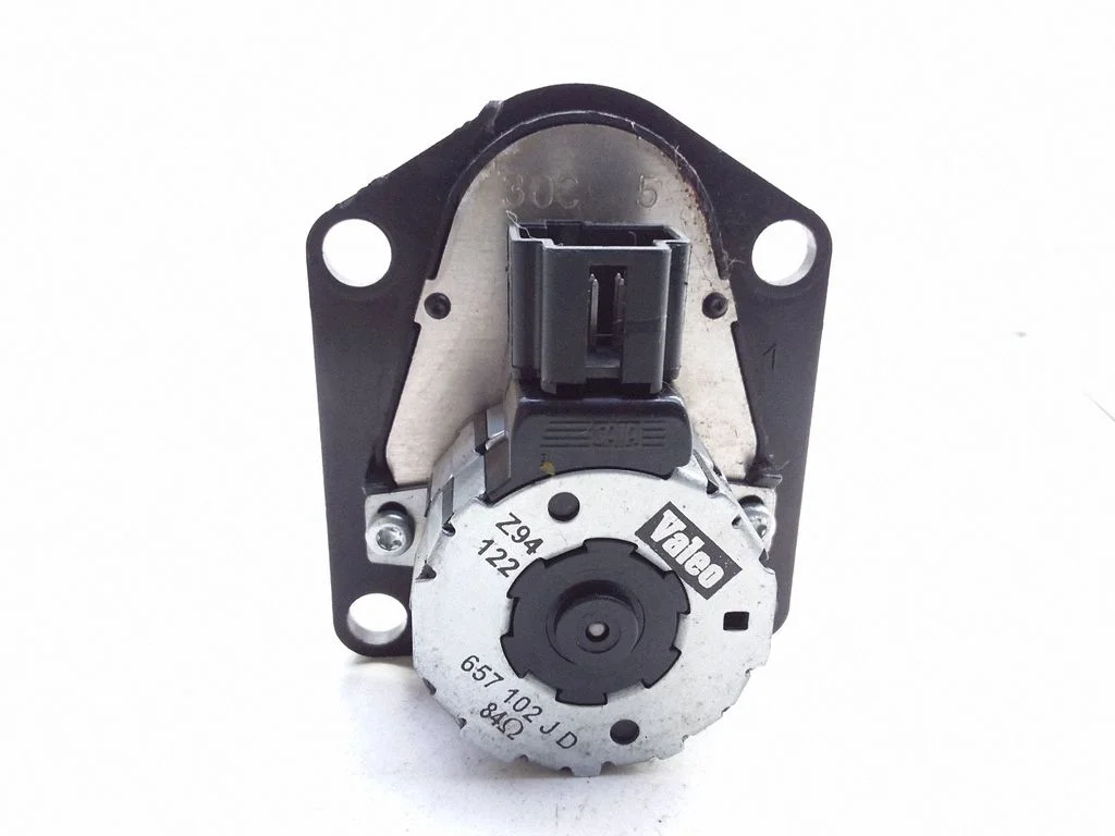 Ieplūdes kolektora vārsta motoriņš 657102J