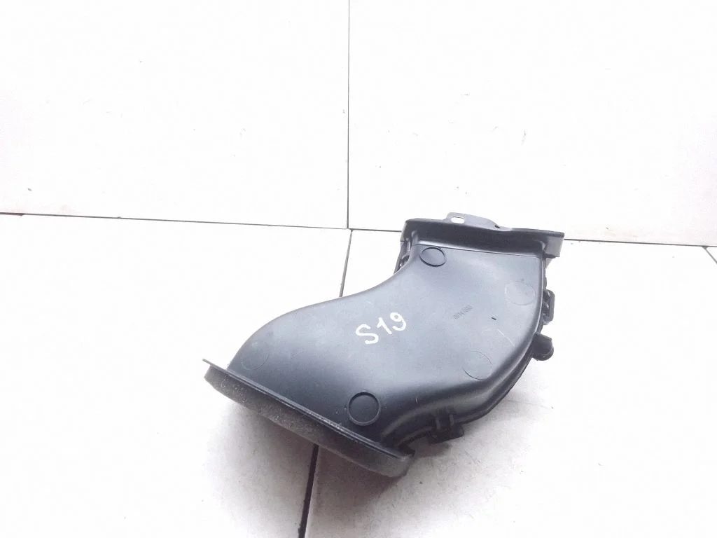 Air intake hose/pipe 687968129R – Renault Captur (2013-2020)