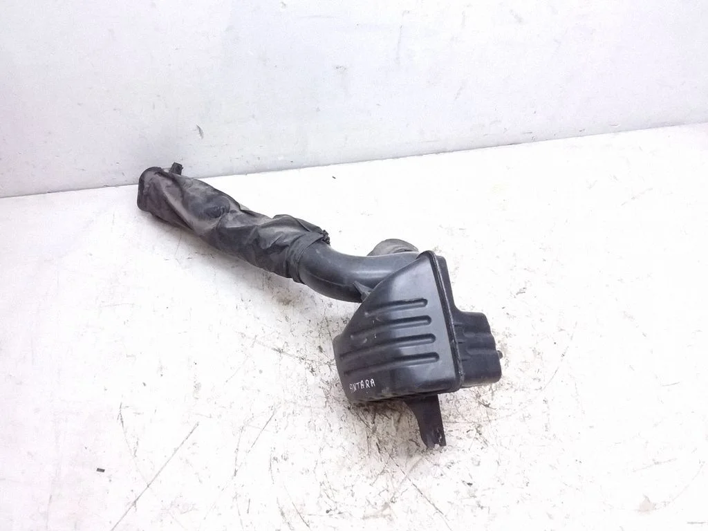 Air intake hose/pipe – Opel Antara (2006-2016)