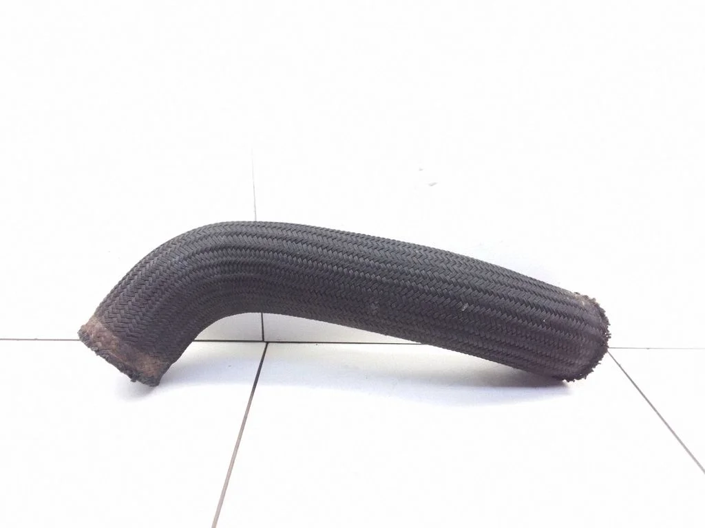 Air intake hose/pipe – Opel Antara (2006-2016)