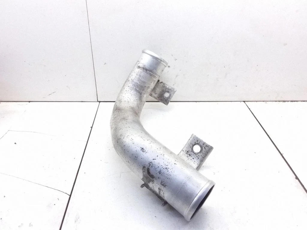 Air intake hose/pipe – Opel Antara (2006-2016)