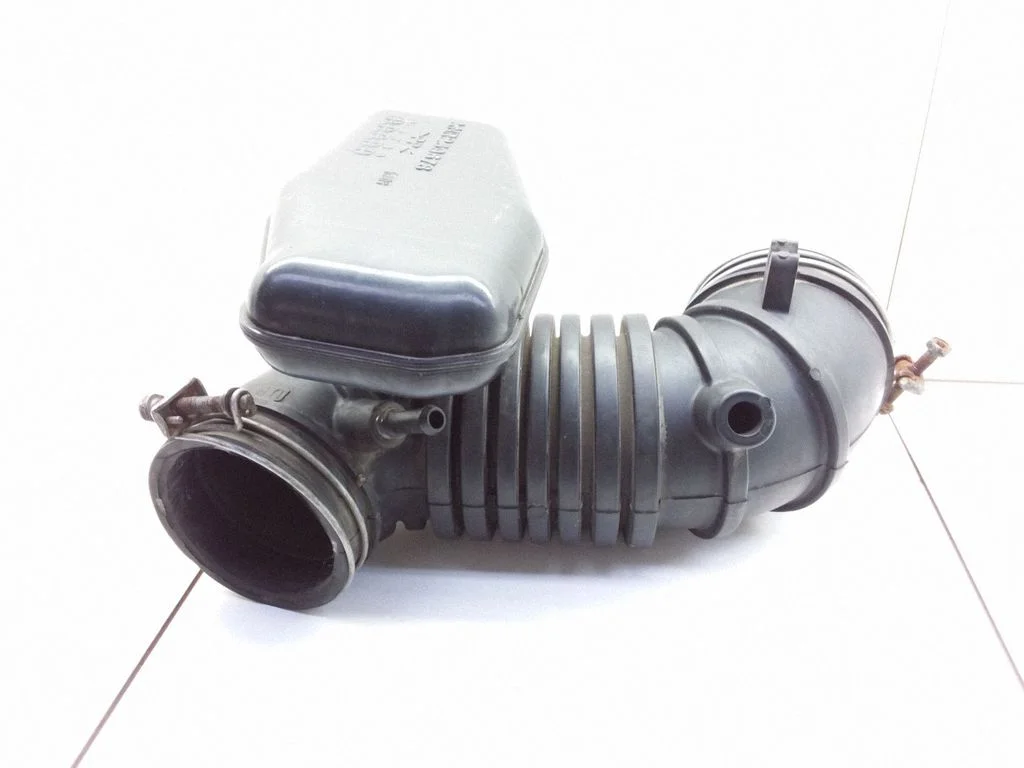 Air intake hose/pipe MR239678