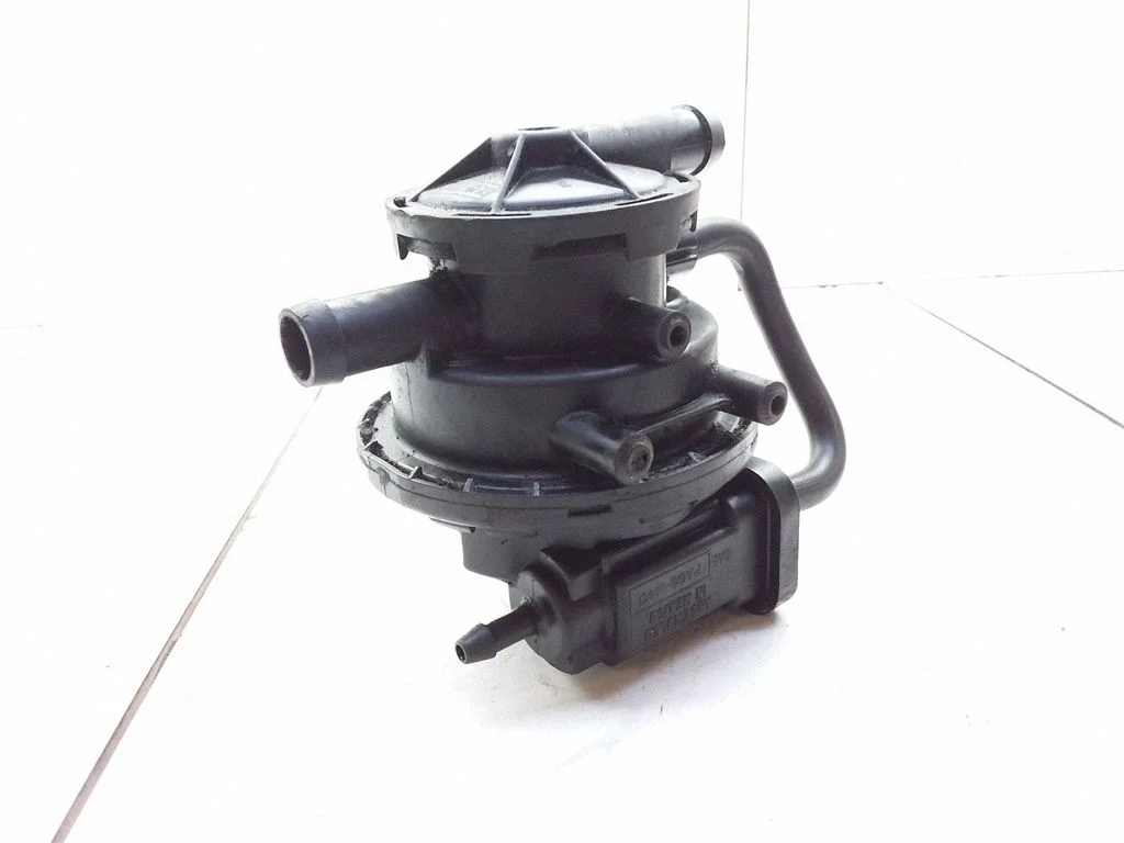 Fuel filter 04861364AA