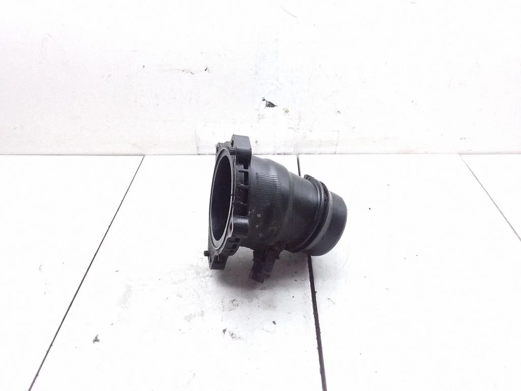 Air intake hose/pipe A6510900137