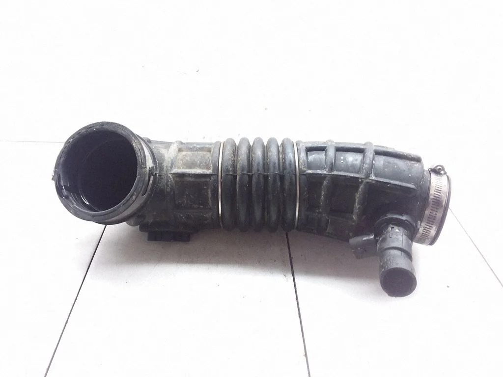 Air intake hose/pipe 0311369A