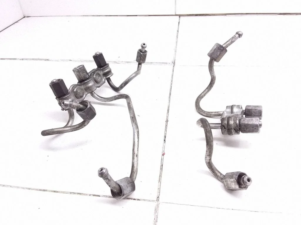 Degvielas caurule (-es) – Toyota Corolla E120 E130 (2004-2007)