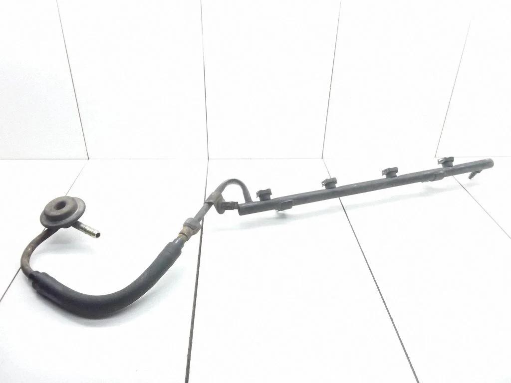 Fuel main line pipe 000224A