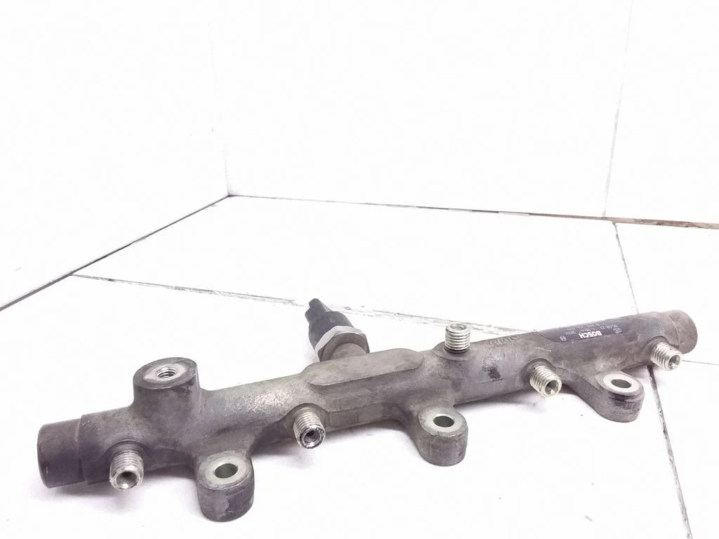 Fuel main line pipe – Peugeot 307 (2001-2005)