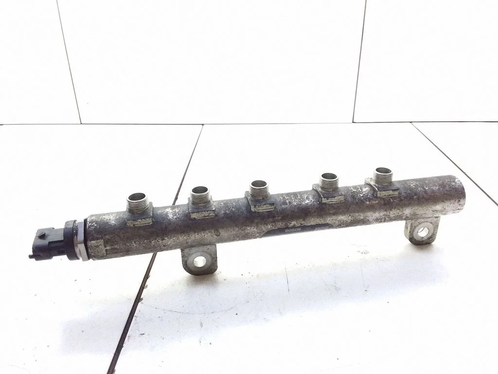 Fuel main line pipe 55209572