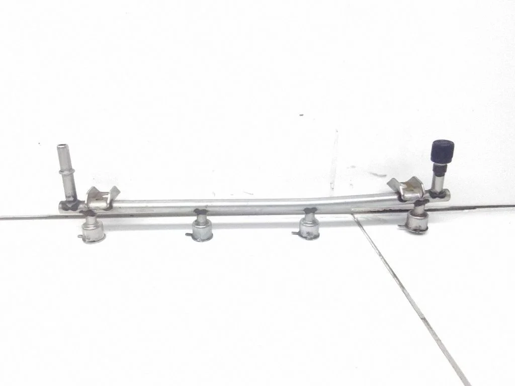 Fuel main line pipe