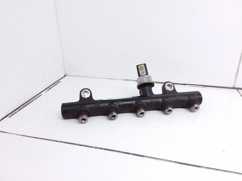 Degvielas maģistrālā caurule R9144Z180A