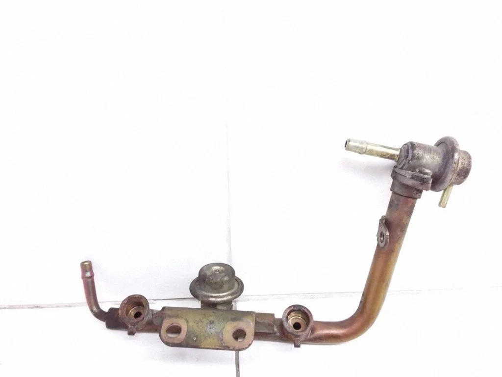Fuel main line pipe