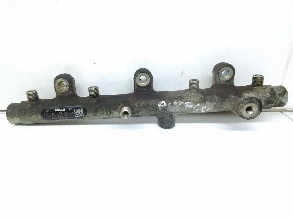Fuel main line pipe