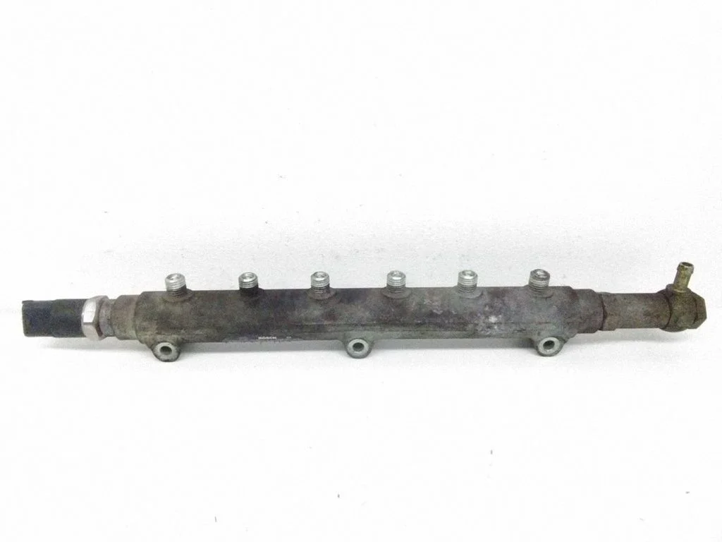 Fuel main line pipe 8658252