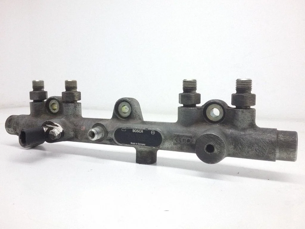 Fuel main line pipe 0445214010