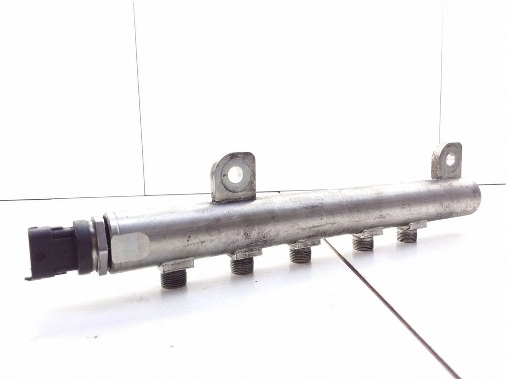 Fuel main line pipe 55197370