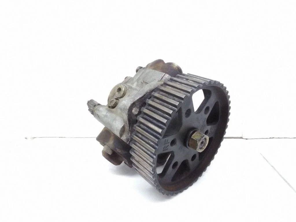 Fuel injection high pressure pump – Mazda MPV II LW (1999-2007)