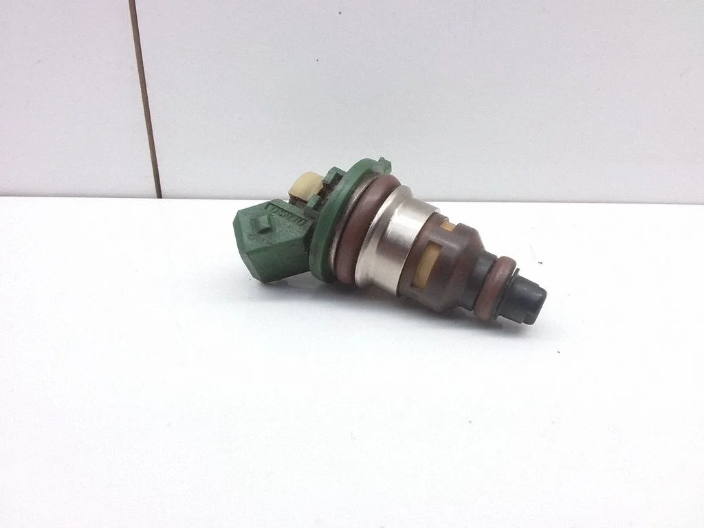 Fuel injector – Jaguar XJ X308 (1998-2002)