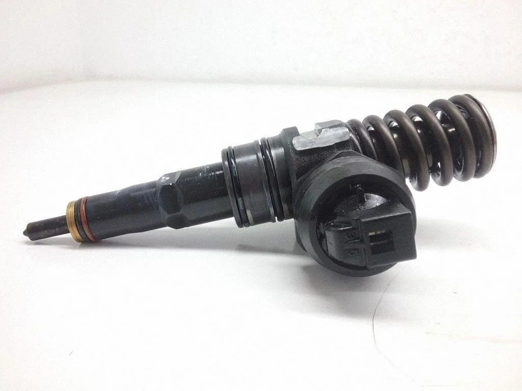 Fuel injector – Skoda Fabia Mk2 (5J) (2007-2014)