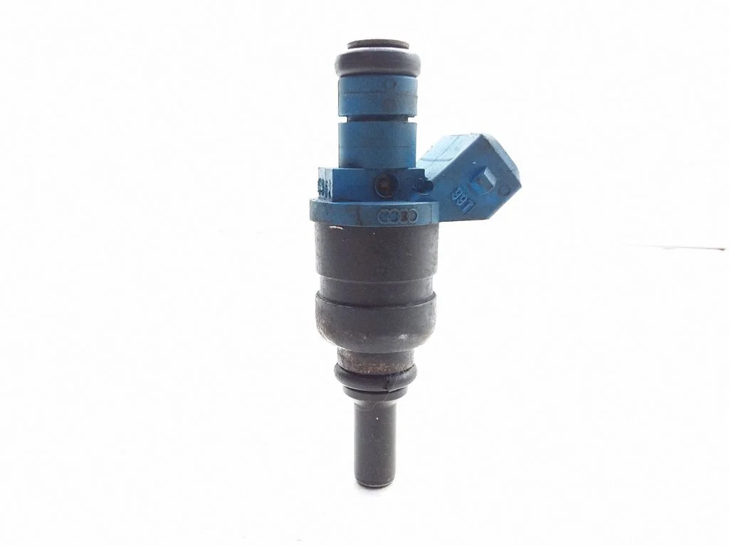 Sprausla (-as) (inžektors (-i)) – Audi A4 S4 B5 8D (1994-1999)