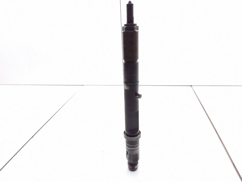 Fuel injector 059130201E