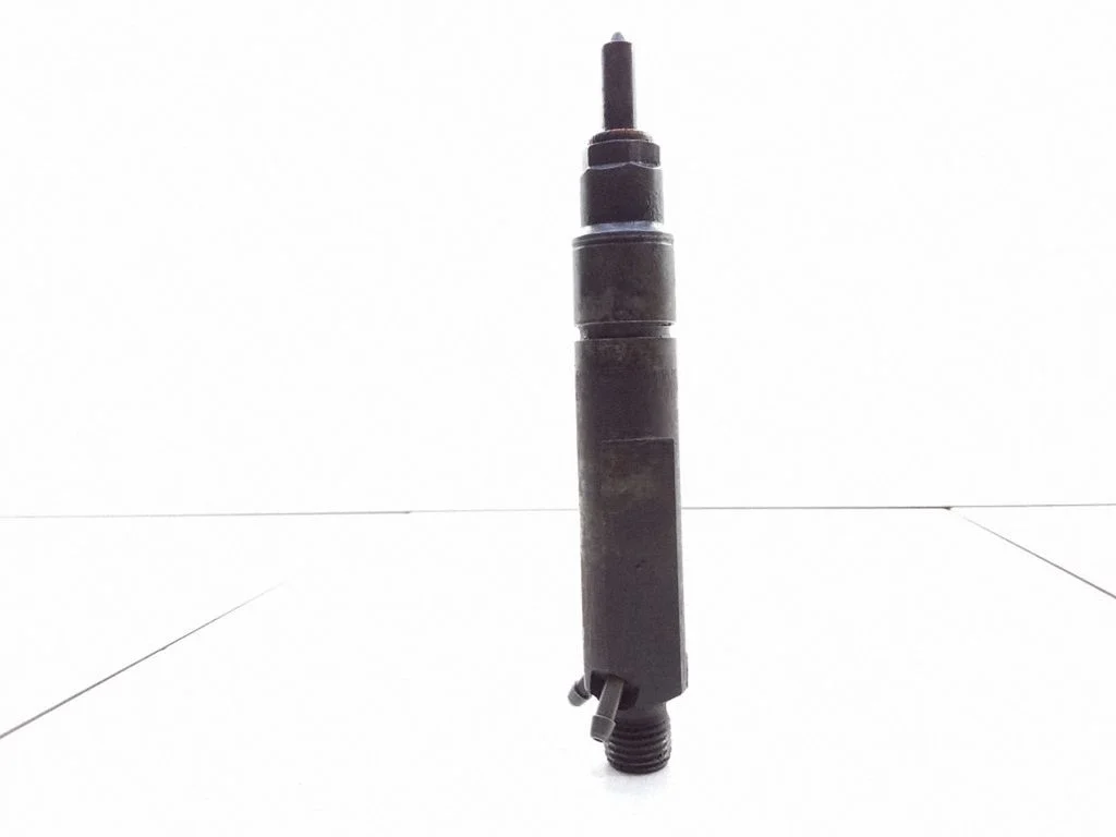 Fuel injector 038130201G