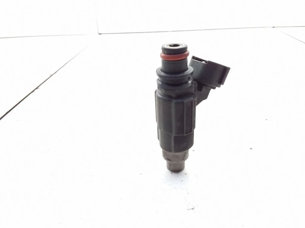 Fuel injector – Mitsubishi Colt (1992-1996)