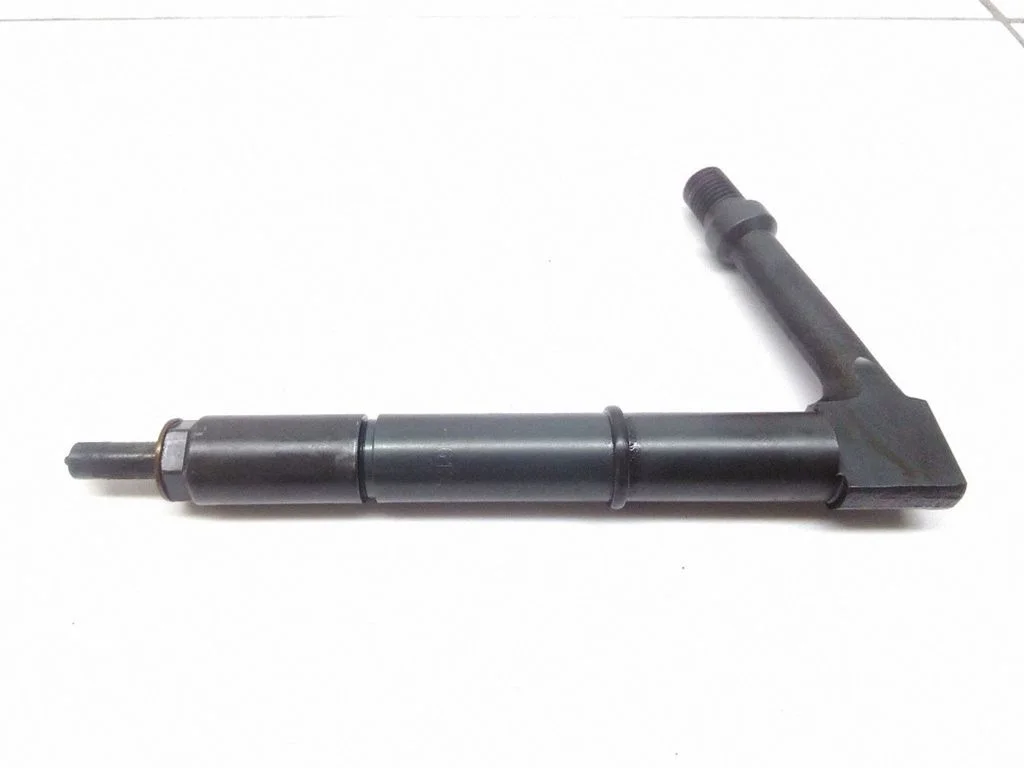 Fuel injector 484391