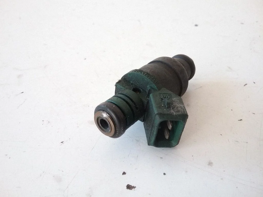 Fuel injector – Skoda Octavia Mk1 (1U) (1996-2004)