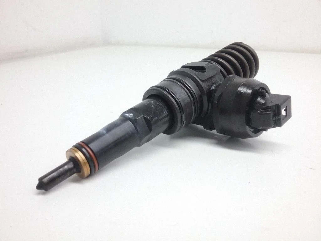 Fuel injector – Skoda Fabia Mk2 (5J) (2007-2014)