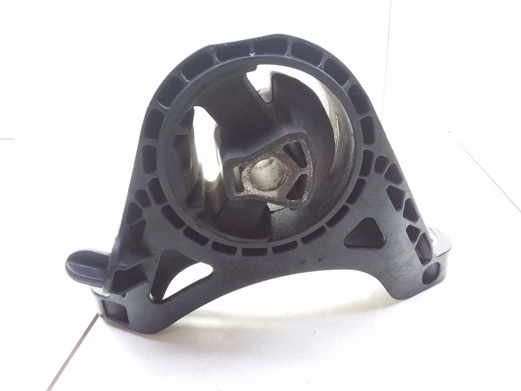 Dzinēja spilvens – Opel Insignia A (2008-2017)