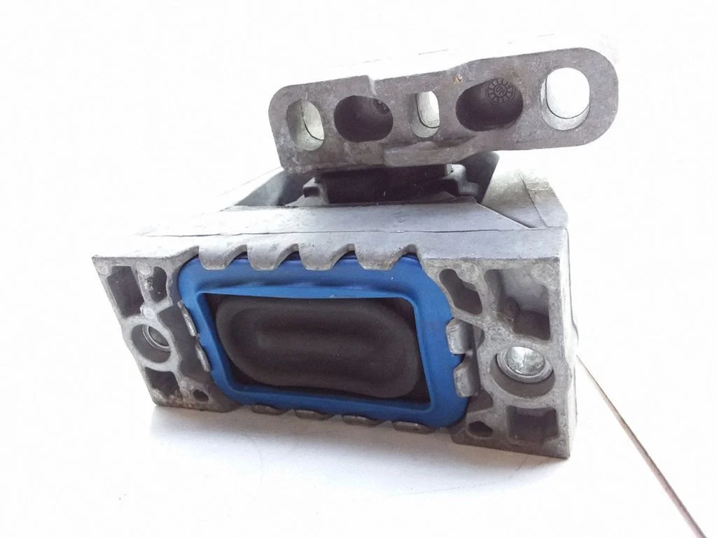 Engine mount bracket 1K0199262