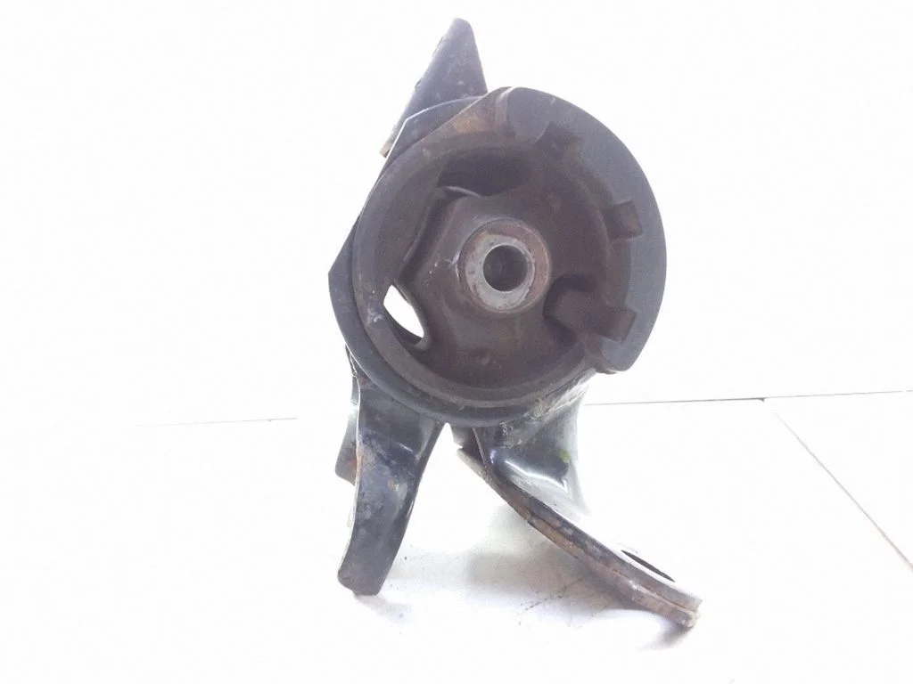 Dzinēja spilvens – Mazda 6 (2002-2008)