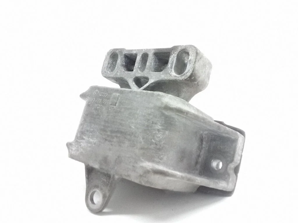 Engine mount bracket 1J0199555