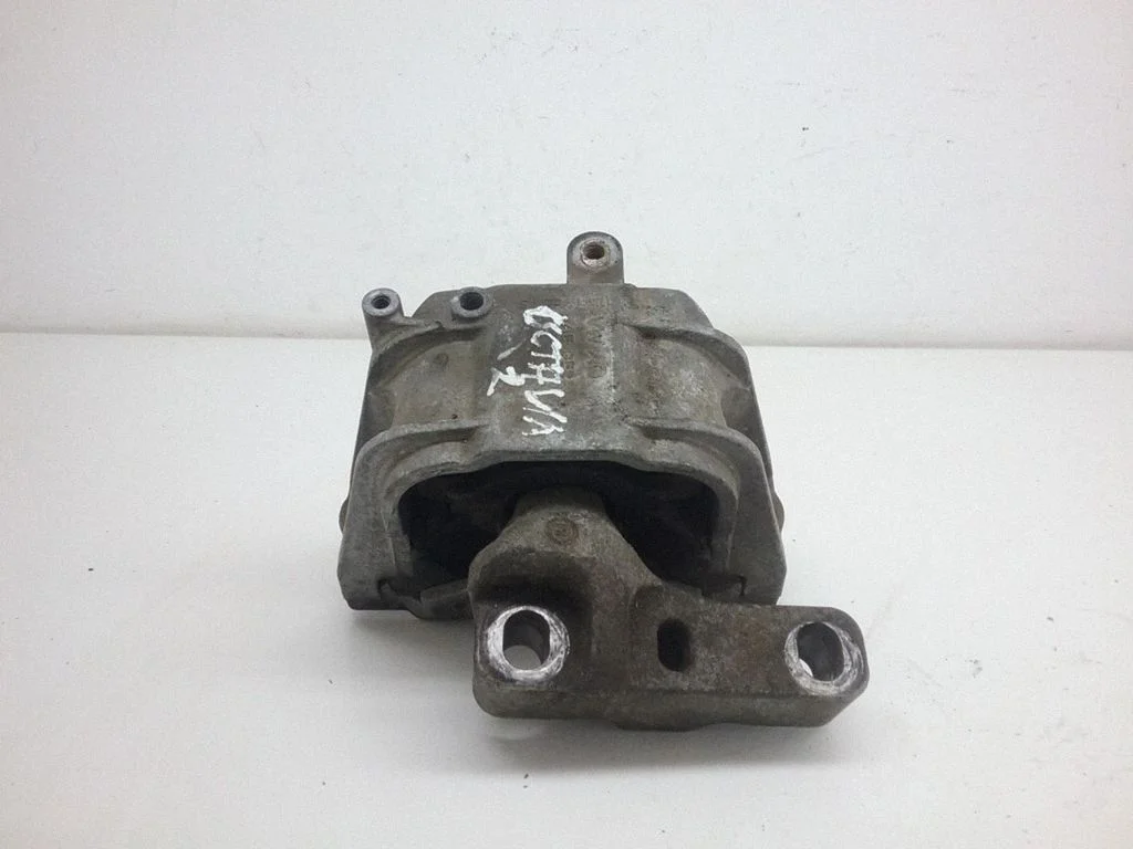 Engine mount bracket 1K0199262
